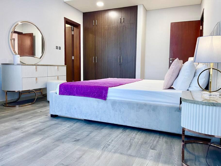Cozy Upgraded Residential Flat With Sea, Mangrove, Pool View - 1203 Not Hotel Abu Dabi Exterior foto