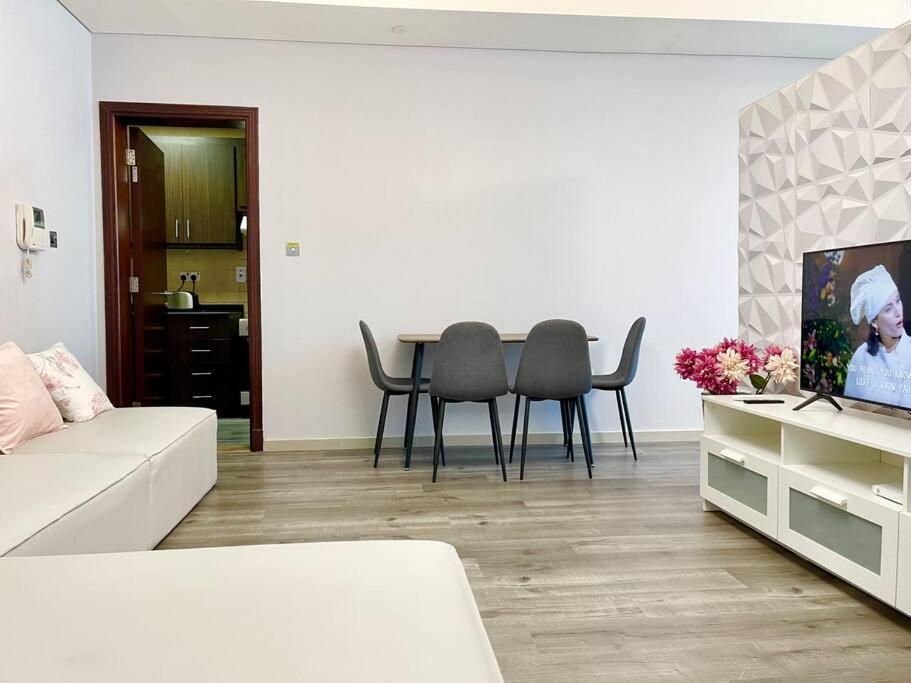 Cozy Upgraded Residential Flat With Sea, Mangrove, Pool View - 1203 Not Hotel Abu Dabi Exterior foto
